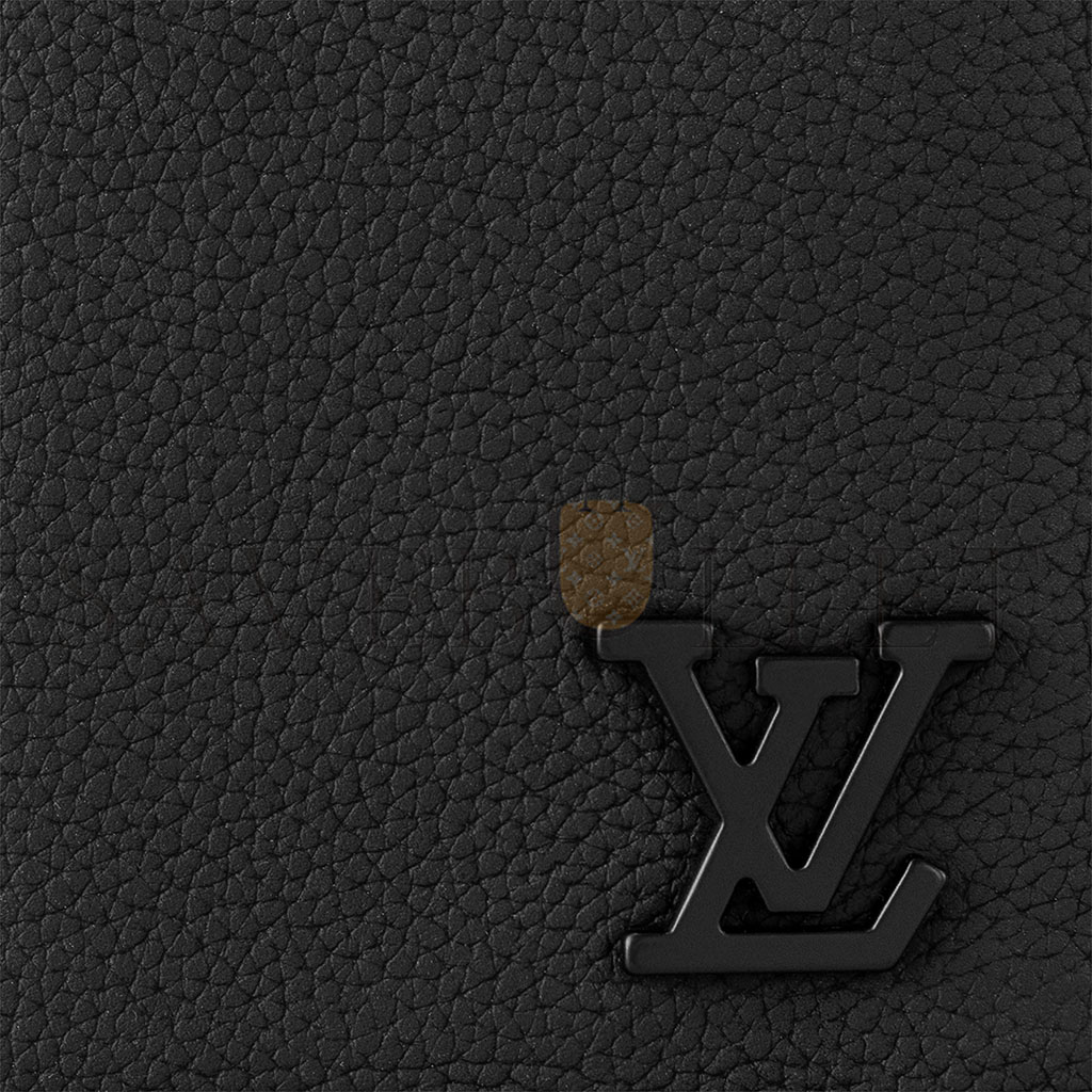 l**is V*t*n brazza wallet m69980 (19*10*2cm)